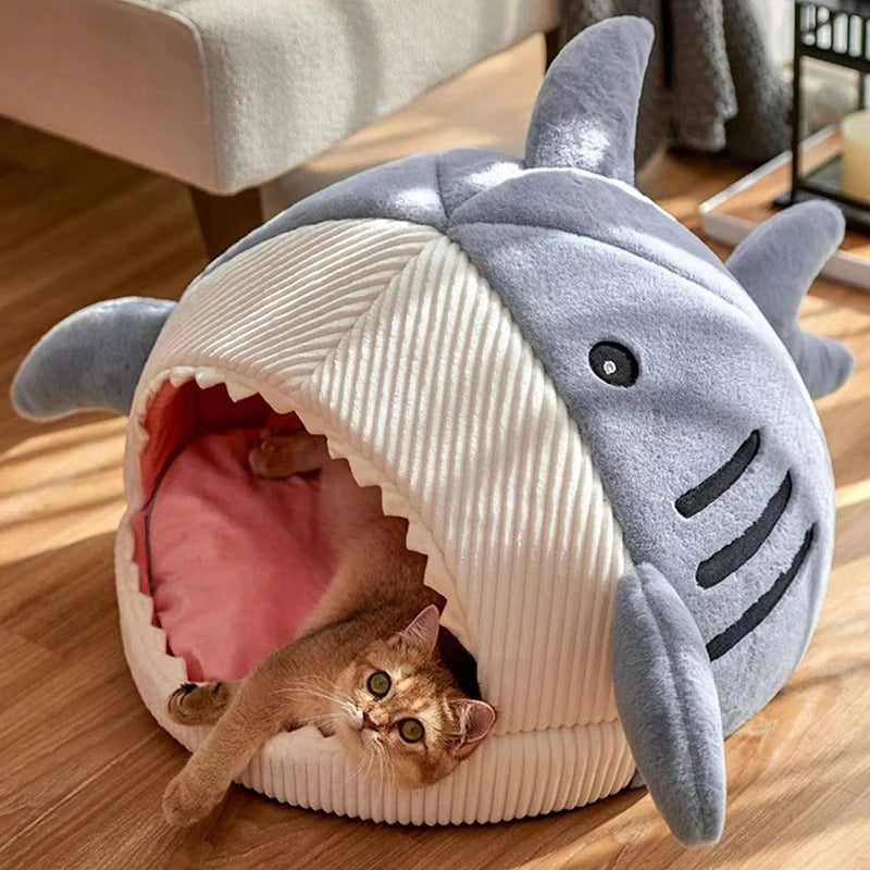 Warm Cat Beds Cartoon Shark Pet Cave Beds Sweet Kittens Basket Cushion Cat Pillow Mat Tent Puppy Nest Cave Pet Goods